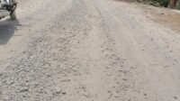 Ironi!....Jalan Rabat Beton Pajagan-Koranji Baru, Belum Lama Dikerjakan Sudah Mengelupas