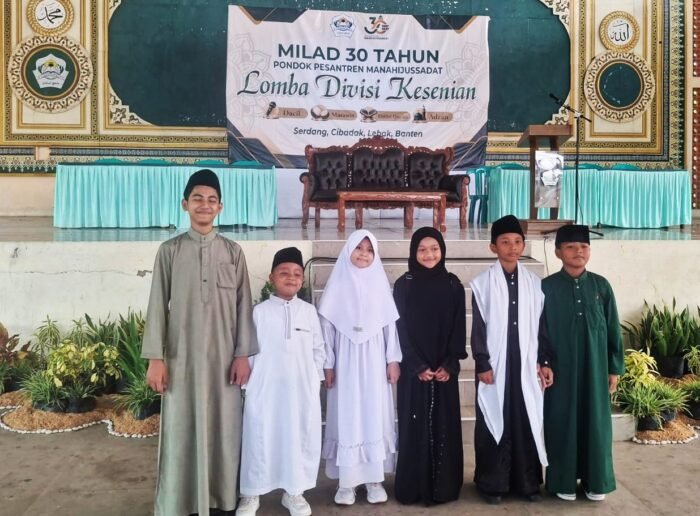 Enam Peserta Didik MI Qolbun Salim Unjuk Bakat di Lomba Seni Keagamaan Manahijussadat