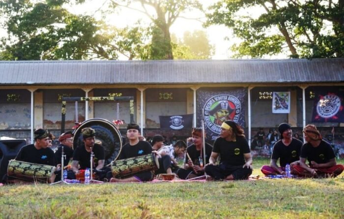 Semarak Lombok Vespa Festival, WBP Lapas Selong Tampilkan Pesona Peresean dan Cilokaq