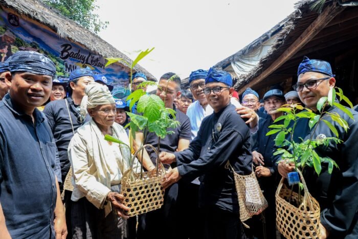 Gubernur Andra Soni Dukung Pelestarian Lingkungan dan Masyarakat Baduy