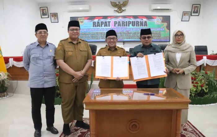 DPRD Tanah Datar Sepakati 15 Ranperda Propemperda 2027