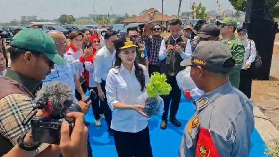 8.000 Anggota Satlinmas se-Jateng Padati Stadion Pandanaran Wujil, Perkuat Konsolidasi