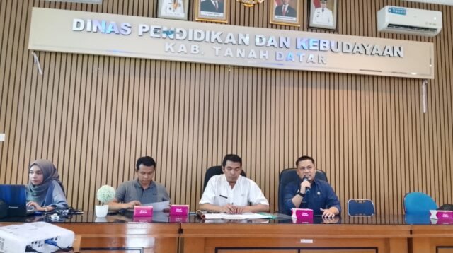Dinas Kominfo Tanah Datar Gelar Audiensi dengan Awak Media, Paparkan Anggaran Pendidikan 2026