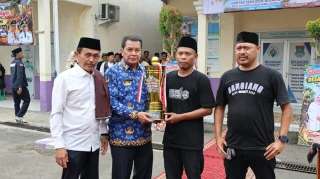 Bupati Tangerang Buka Gebyar Reog Ponorogo dan Debus Banten