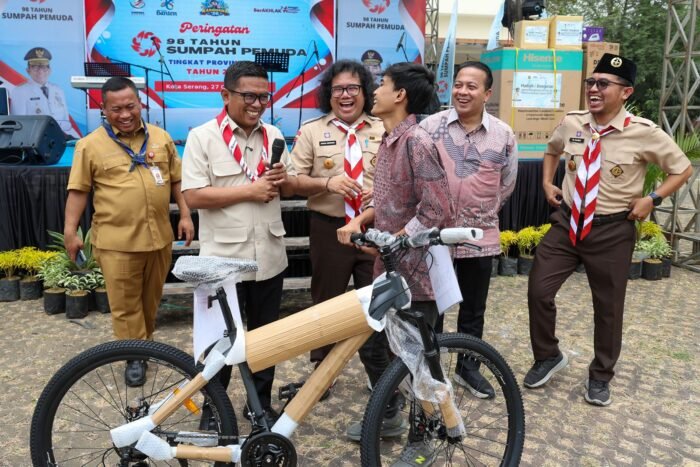 Peringati Sumpah Pemuda ke-98, Andra Soni Buka Ruang Inovasi bagi Pemuda Banten